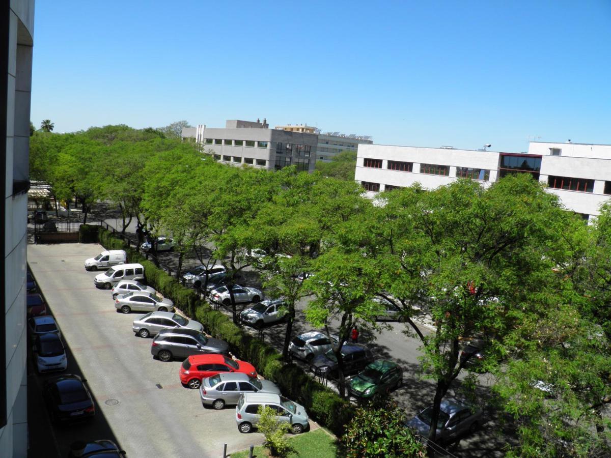 Apartamento Fibes-Congresos Parking Gratis Seville Exterior photo